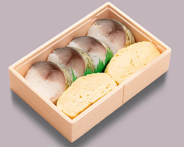 <大徳寺 さいき家>さば寿司だし巻き弁当