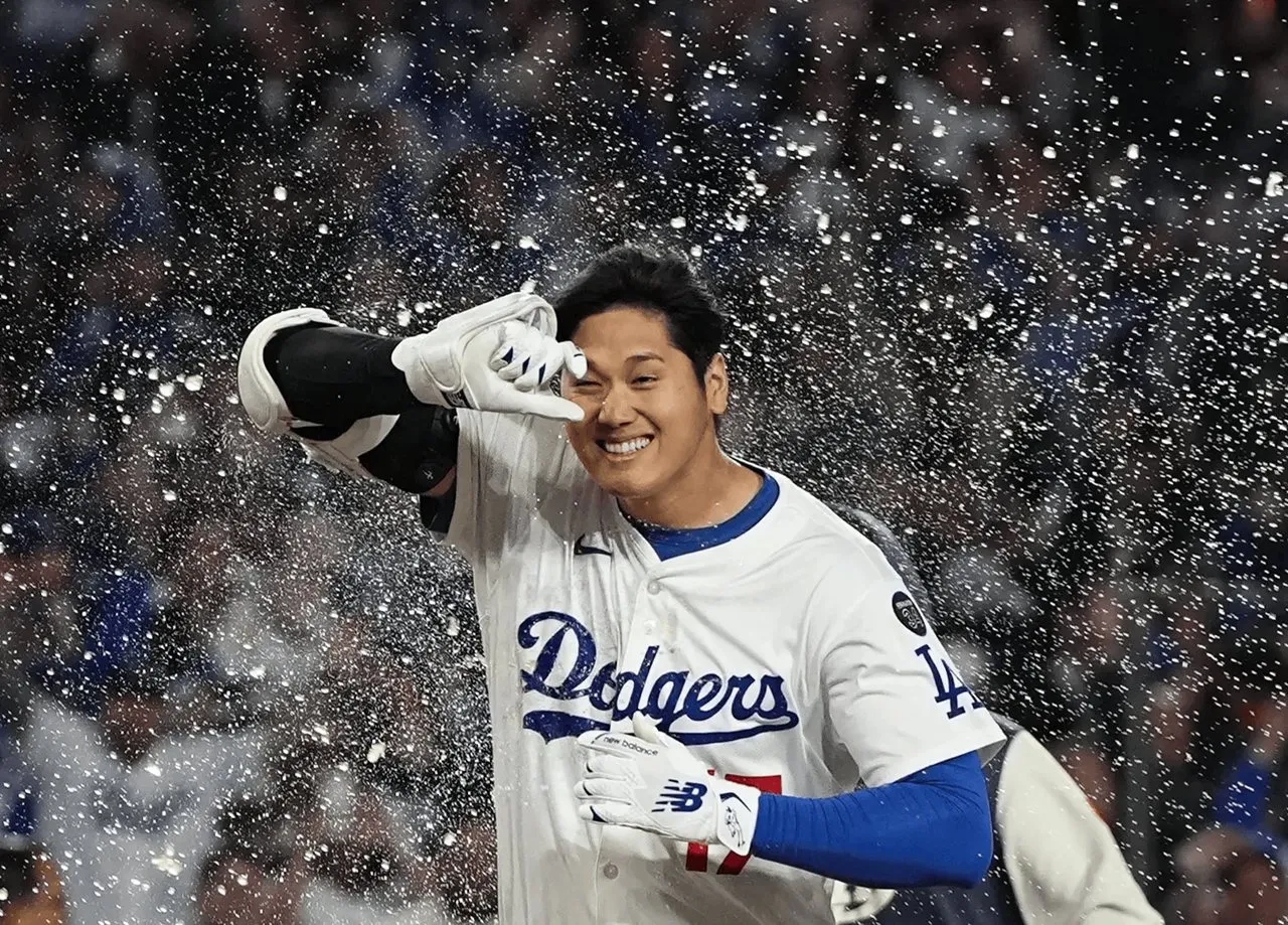 デコルテポーズを初披露する大谷翔平