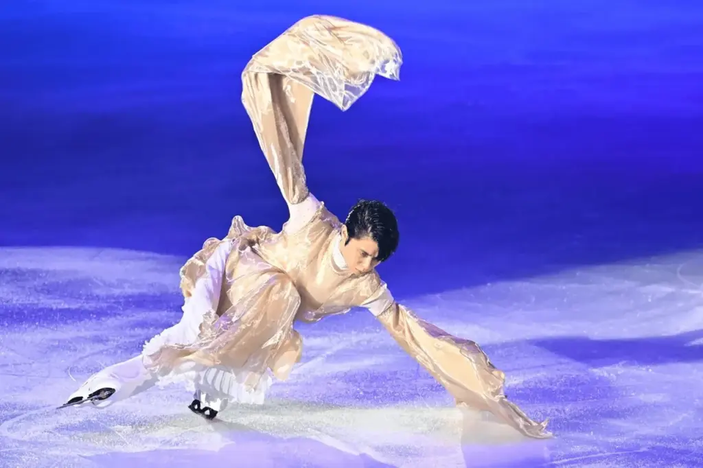 被災地の宮城で思いを胸に演技を披露する羽生結弦