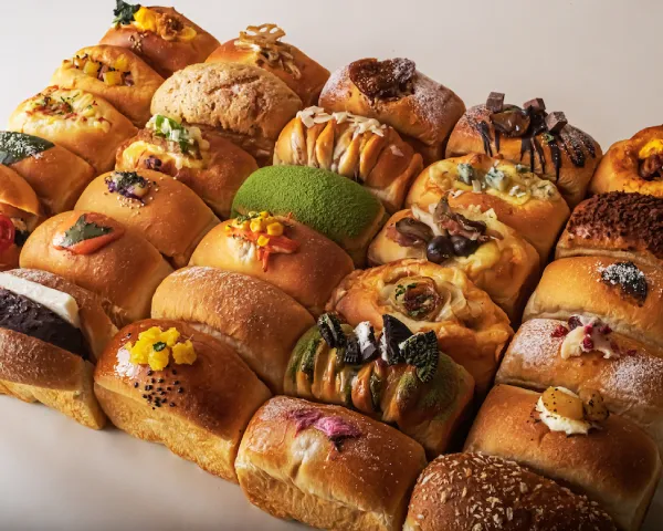 ＜本郷ベーカリー＞手のひら食パン